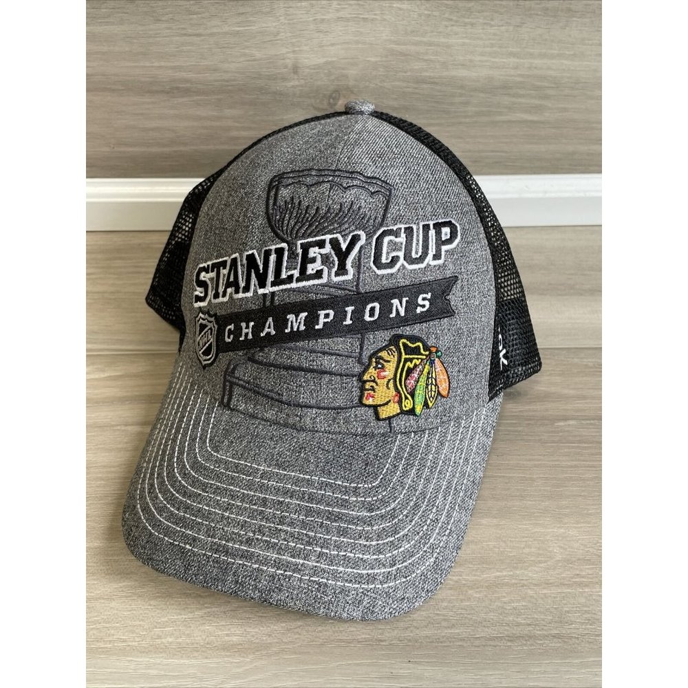 Reebok Chicago Blackhawks Center Ice‎ Collection Stanley Cup Champions Hat 2013